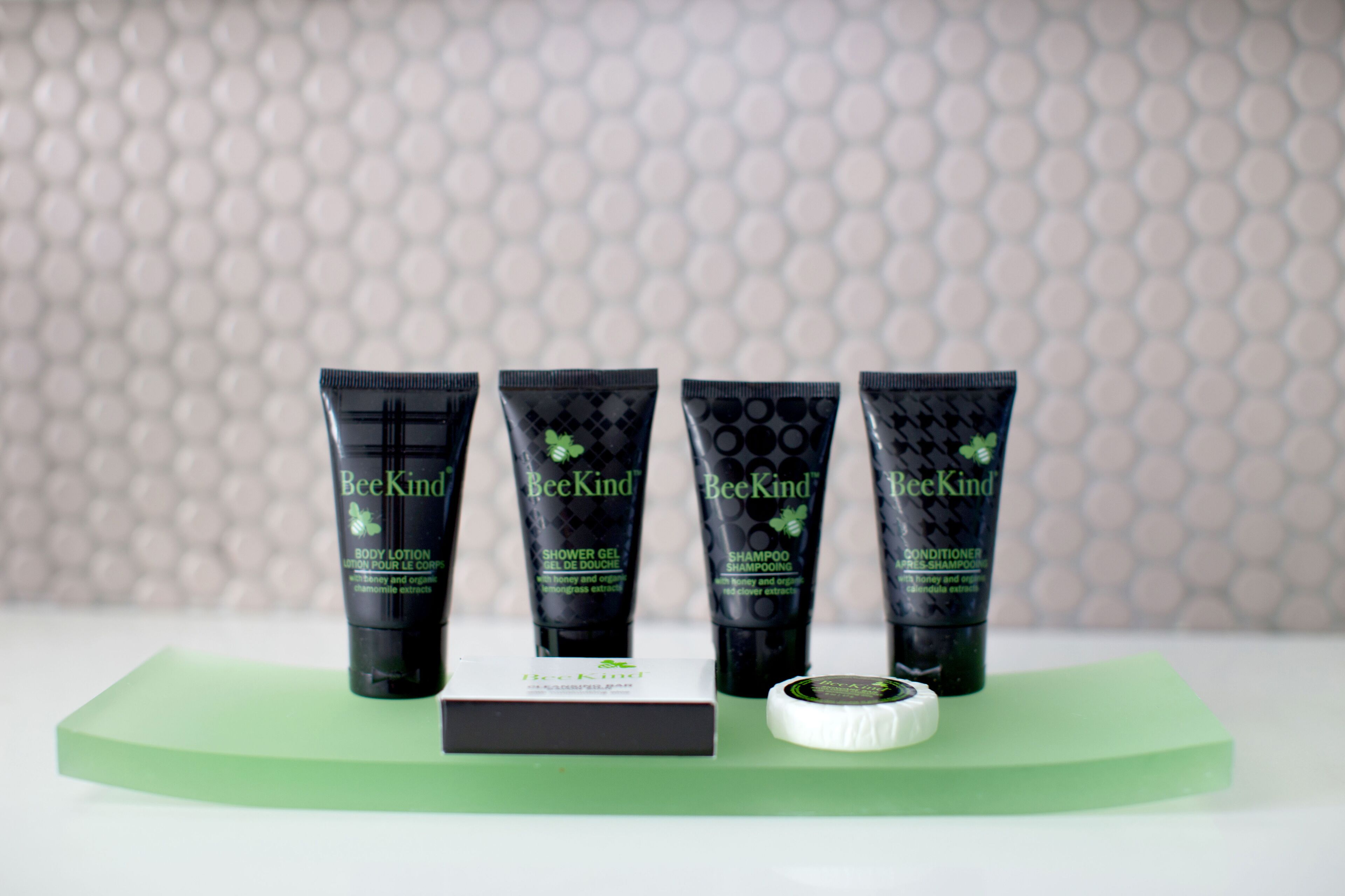 egyptian cotton sheets, premium bedding, in-room safe, desk