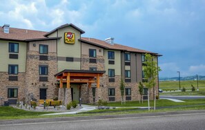 Front of property - My Place Hotel - Bozeman, MT (Bozeman)