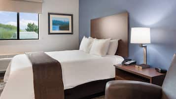 Premium bedding, pillowtop beds, desk, laptop workspace