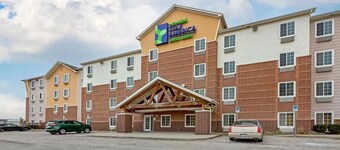 Extended Stay America Select Suites - Cleveland - Airport
