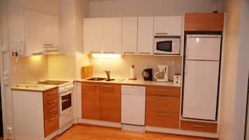 Apartment, 1 Bedroom, Balcony | Private kitchen | Full-size fridge, microwave, oven, stovetop