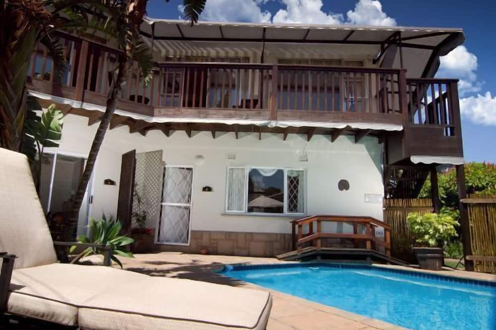 Boma Lodge