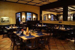 Breakfast, lunch, dinner served; German cuisine, alfresco dining 