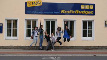 Mặt tiền nơi lưu trú