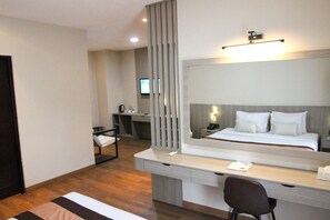 Tende oscuranti, ferro/asse da stiro, Wi-Fi gratuito, lenzuola