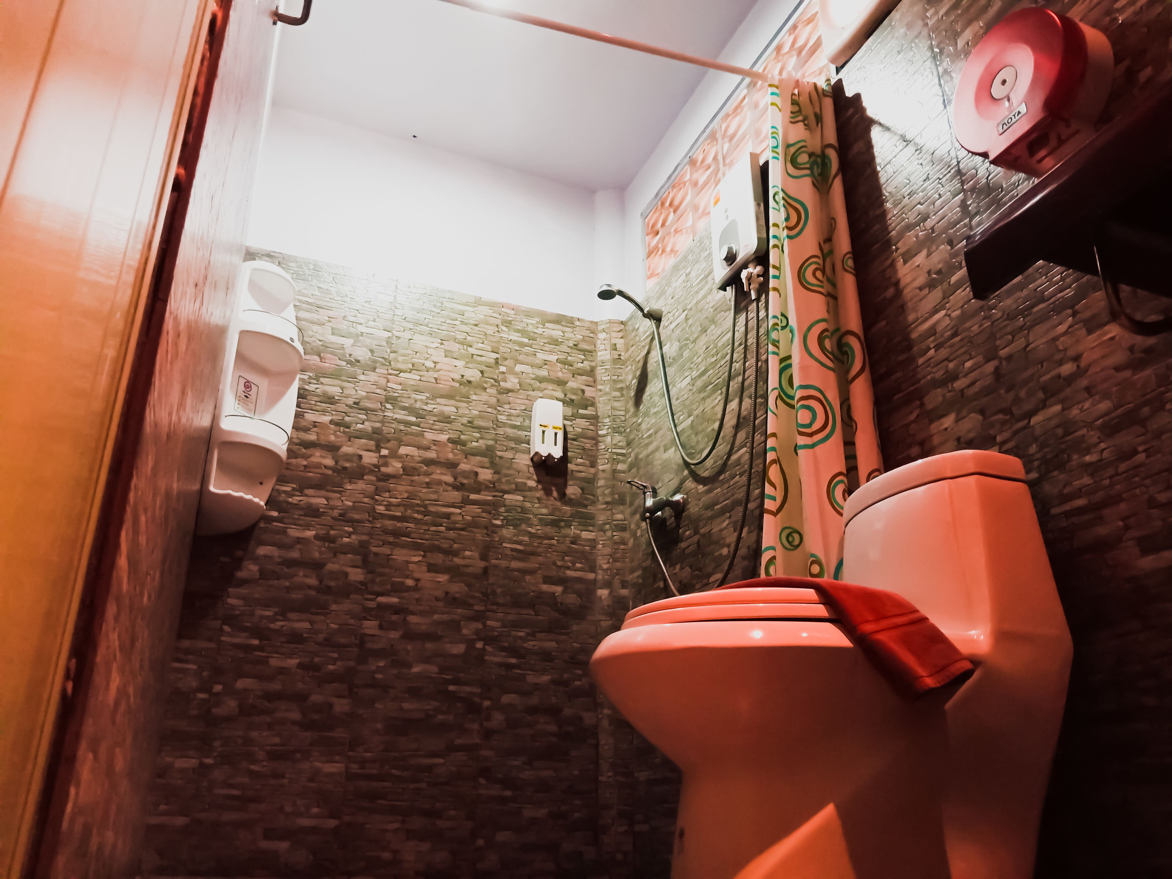 standard quadruple room | desk, soundproofing, rollaway beds, free wifi