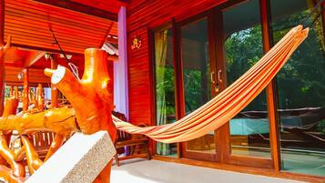 Superior Twin Room | Desk, soundproofing, rollaway beds, free WiFi