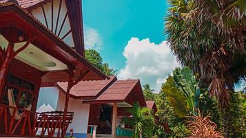 Standard Double Room | Desk, soundproofing, rollaway beds, free WiFi