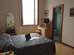 Double Room | In-room safe