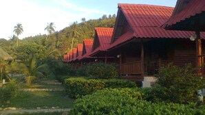 Superior Bungalow Triple | In-room safe, desk, WiFi (free) - Sea Salad Resort (Ko Pha-ngan)