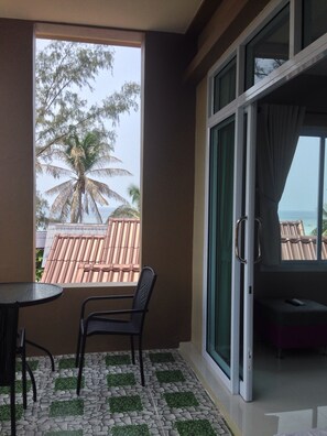 Habitación Deluxe, 1 cama doble, vistas al mar | Camas supletorias y wifi gratis