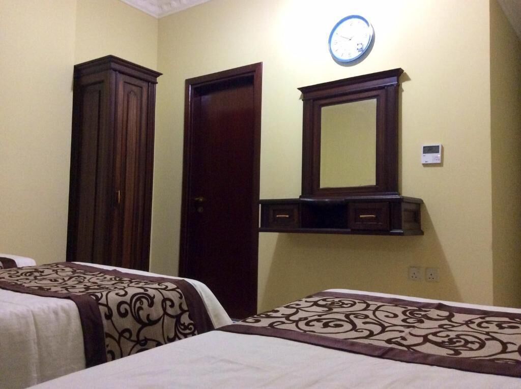 Caja de seguridad en la habitación y cortinas blackout 