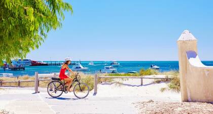 Stay Rottnest