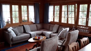 Sala de estar en el lobby
