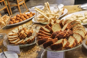 Petit déjeuner buffet