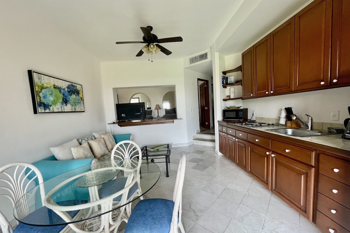 Basic Studio Condominio Ballena 104 | Private kitchen