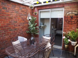 ลานระเบียง/นอกชาน