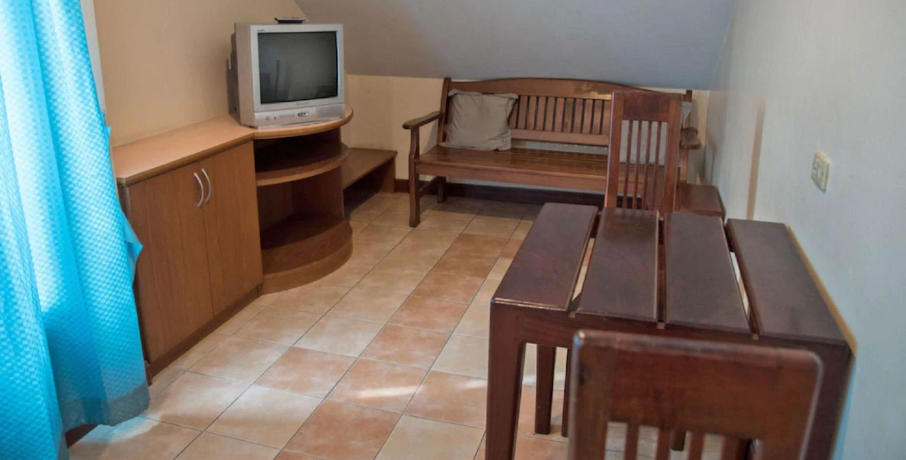 Foto - Opey De Place