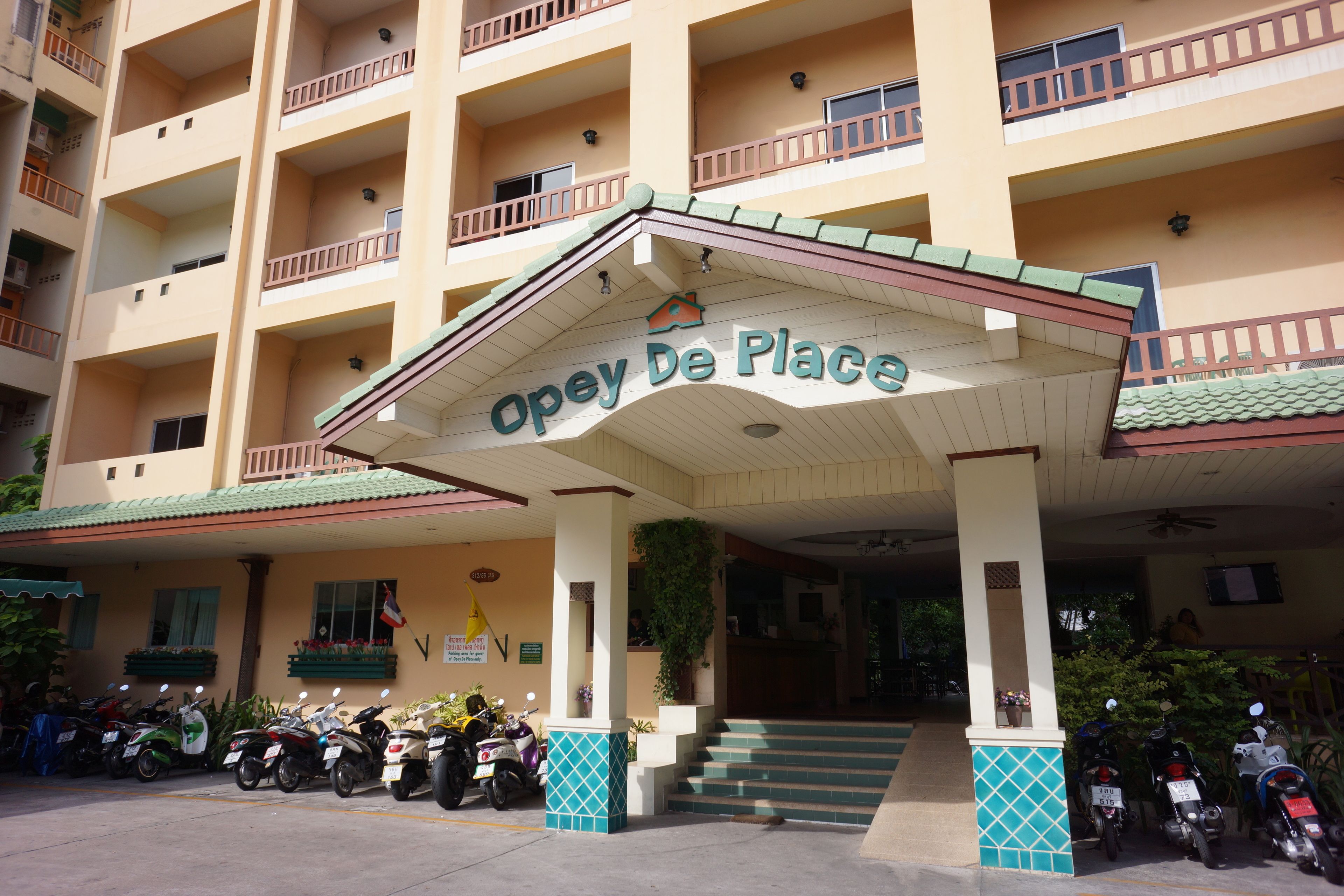 Foto - Opey De Place