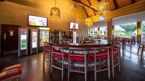 Bar ved bassenget