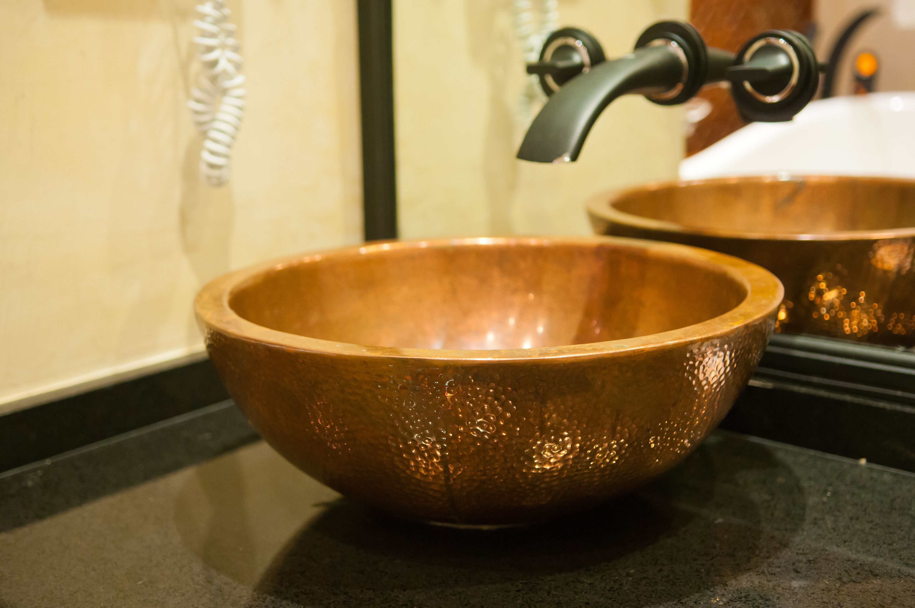 suite | bathroom sink