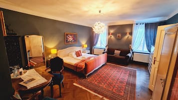 Quarto casal superior | Frigobar, individualmente decorados, individualmente mobiliados