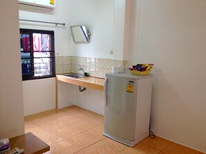 Habitación, dormitorio mixto, baño compartido | Mininevera