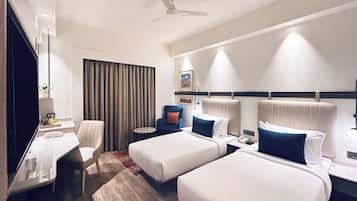 Executive Twin Room | 1 bedroom, premium bedding, minibar, in-room safe