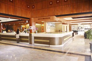 Reception - Formosa Hotel (Batam)
