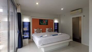 Deluxe Room | 1 bedroom, minibar, in-room safe, individually decorated