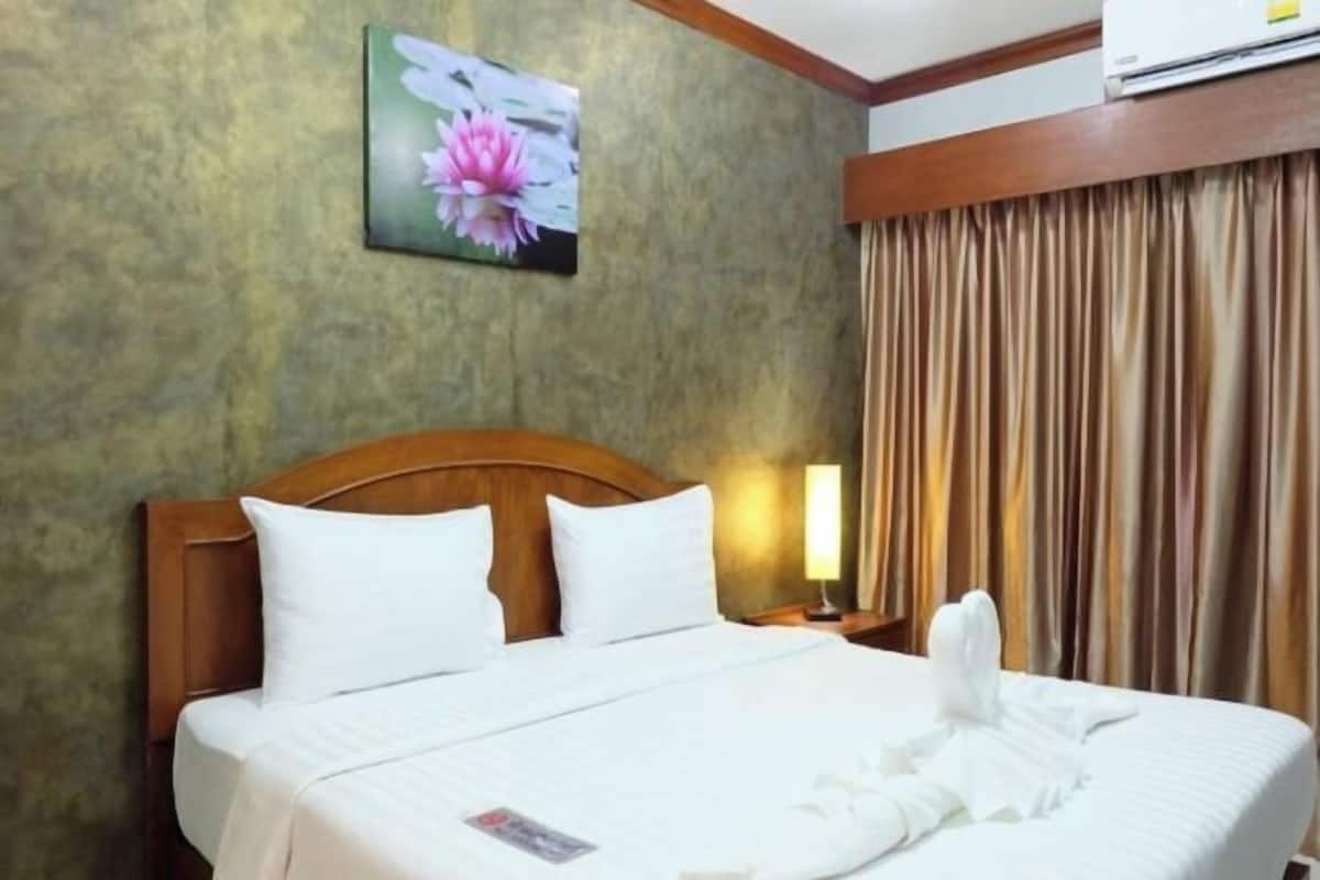 1 bedroom, minibar, in-room safe, individually decorated