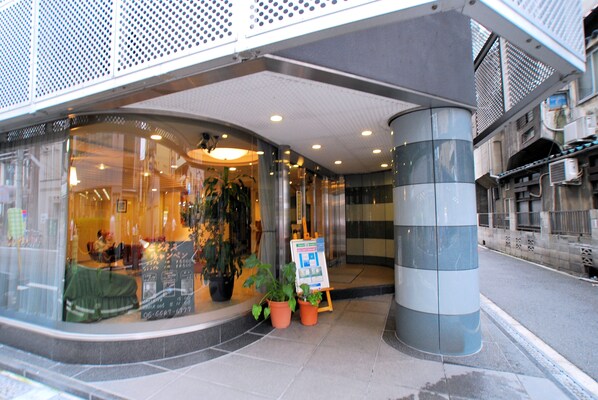 Exterior - Hotel Le Botejour Nanba (Osaka)