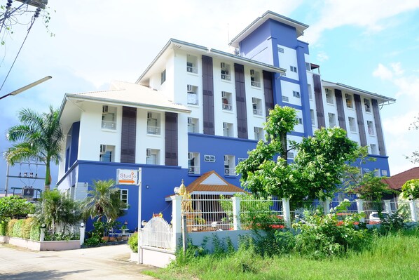 Building design - Studio Khon Kaen by iCheck inn (Khon Kaen)