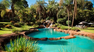 Indoor pool, outdoor pool