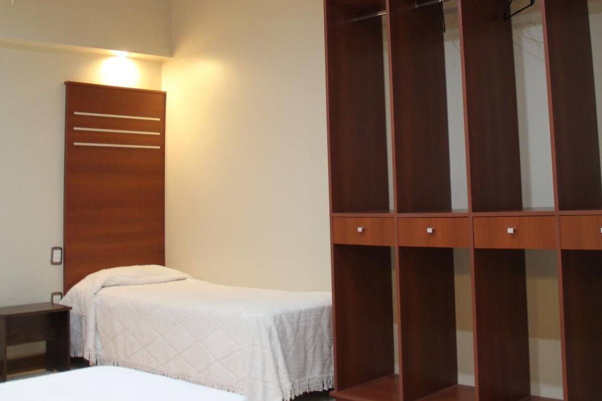 Premium bedding, in-room safe, WiFi (free), bed sheets