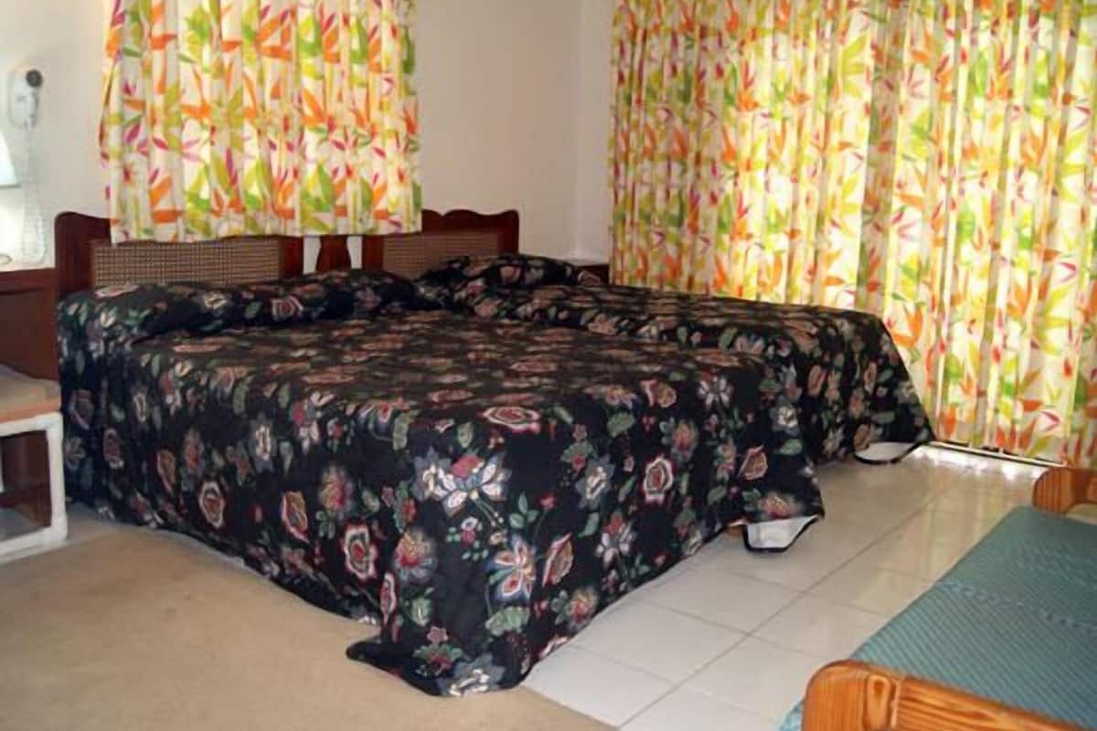 Studio | In-room safe, soundproofing, free WiFi