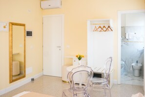 Quarto casal luxo | Quartos à prova de som, Wi-Fi de cortesia, roupa de cama
