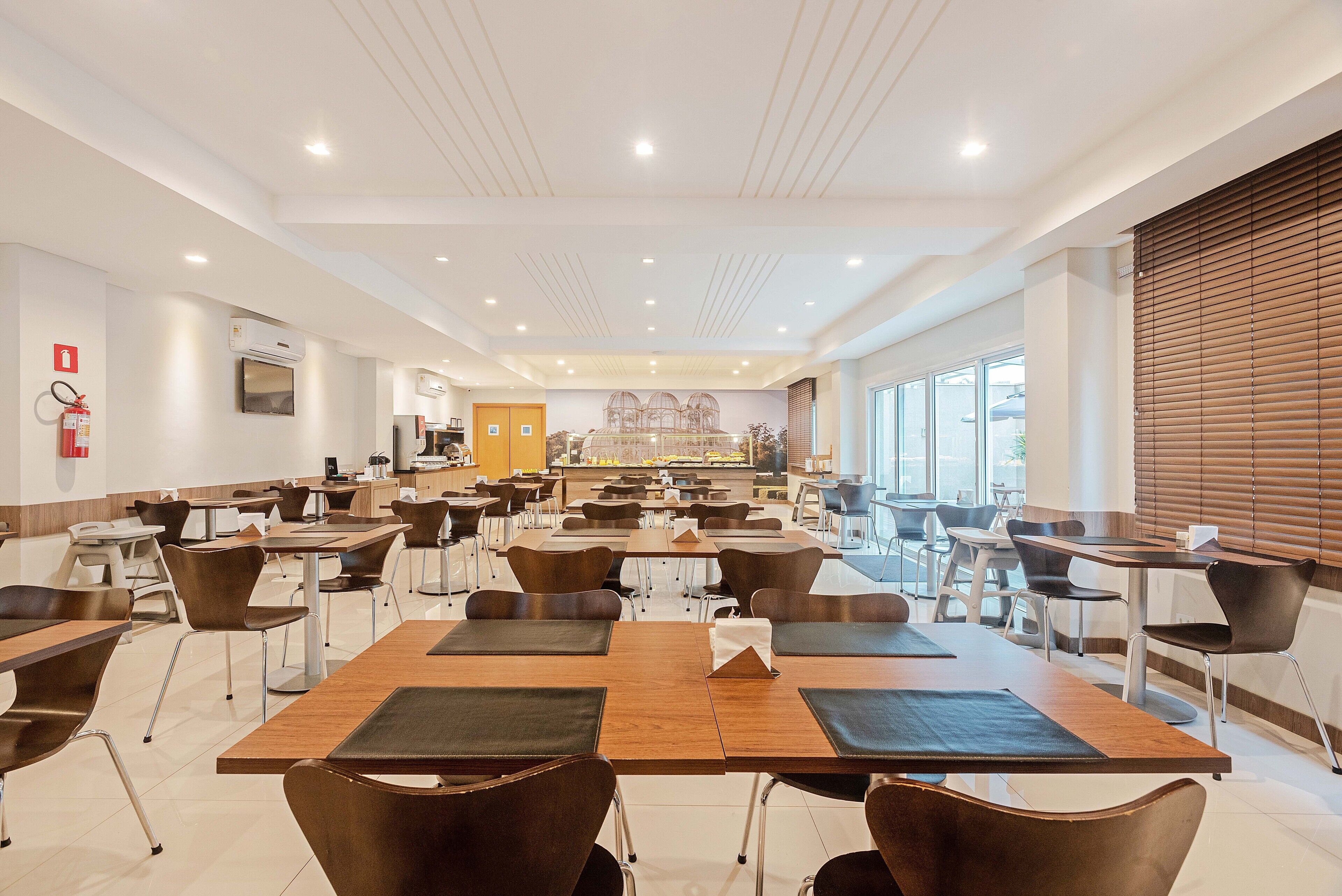 Photo - Slim Hotel Curitiba Av das Torres