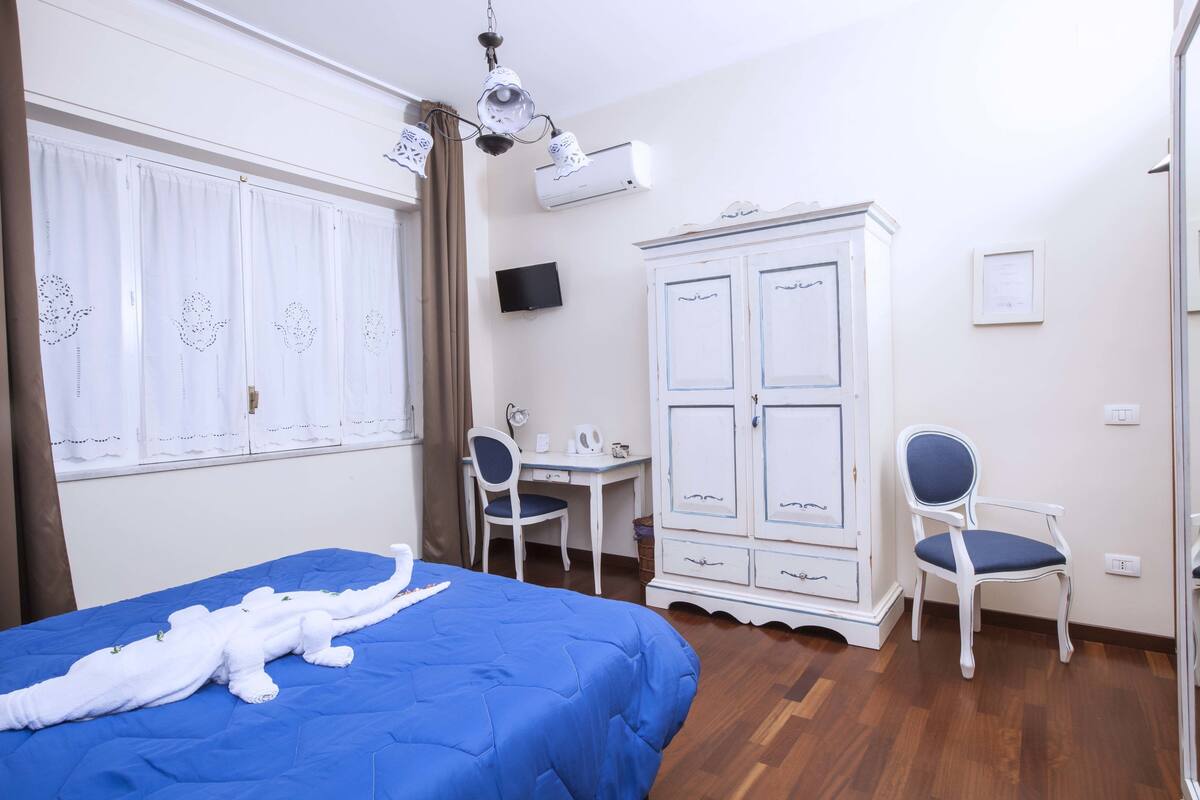 Deluxe Double Room | Premium bedding, pillow-top beds, desk, blackout curtains