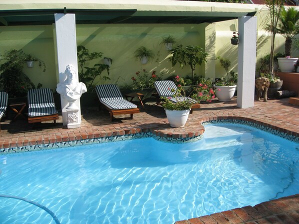 Outdoor pool, pool loungers
