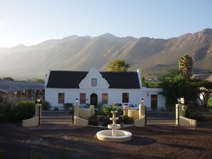 Exterior - Kingna Lodge (Montagu)