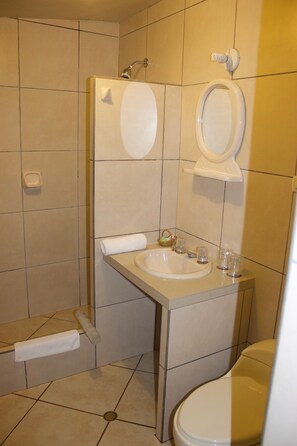 Twin Room | Blackout drapes, free WiFi - Marco Wasi (Machu Picchu)