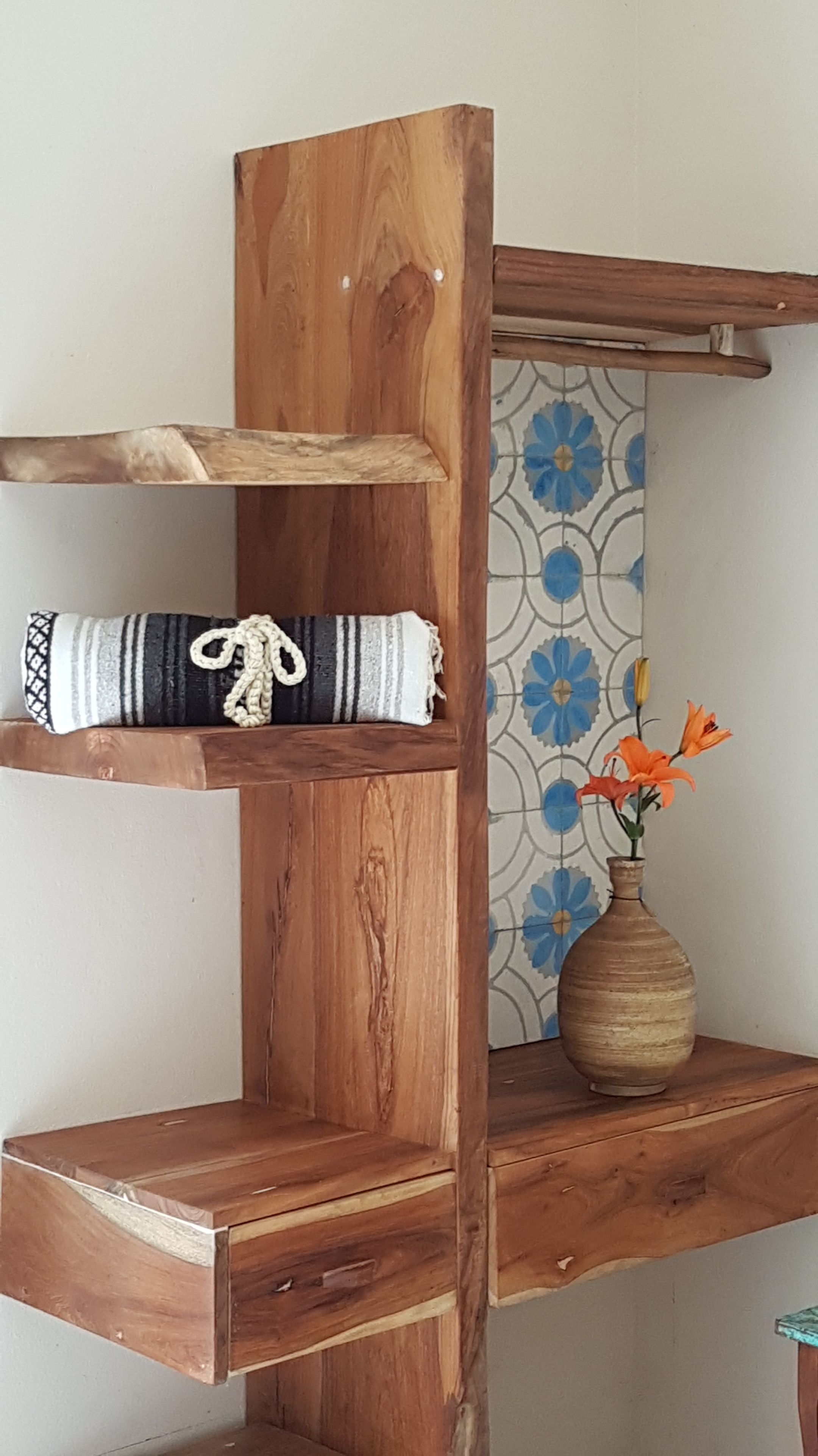 in-room safe, free wifi, bed sheets