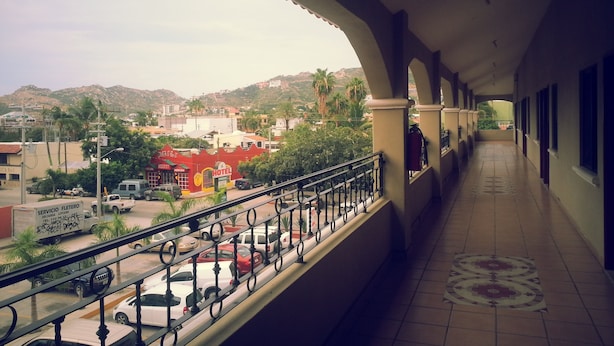 View from property - Hotel Plaza Los Arcos (Cabo San Lucas)