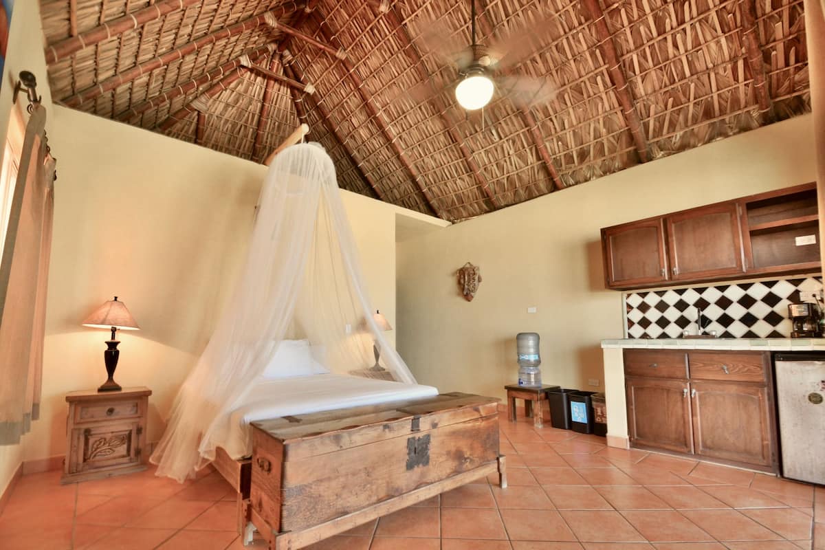 Studio Ocean Front | 2 habitaciones, escritorio y ropa de cama
