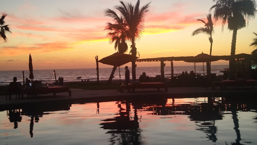 Cerritos Surf Town Beach Front Hotel and SPA