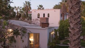 Casa Santa Luz | Caja de seguridad en la habitación, cortinas blackout y insonorización