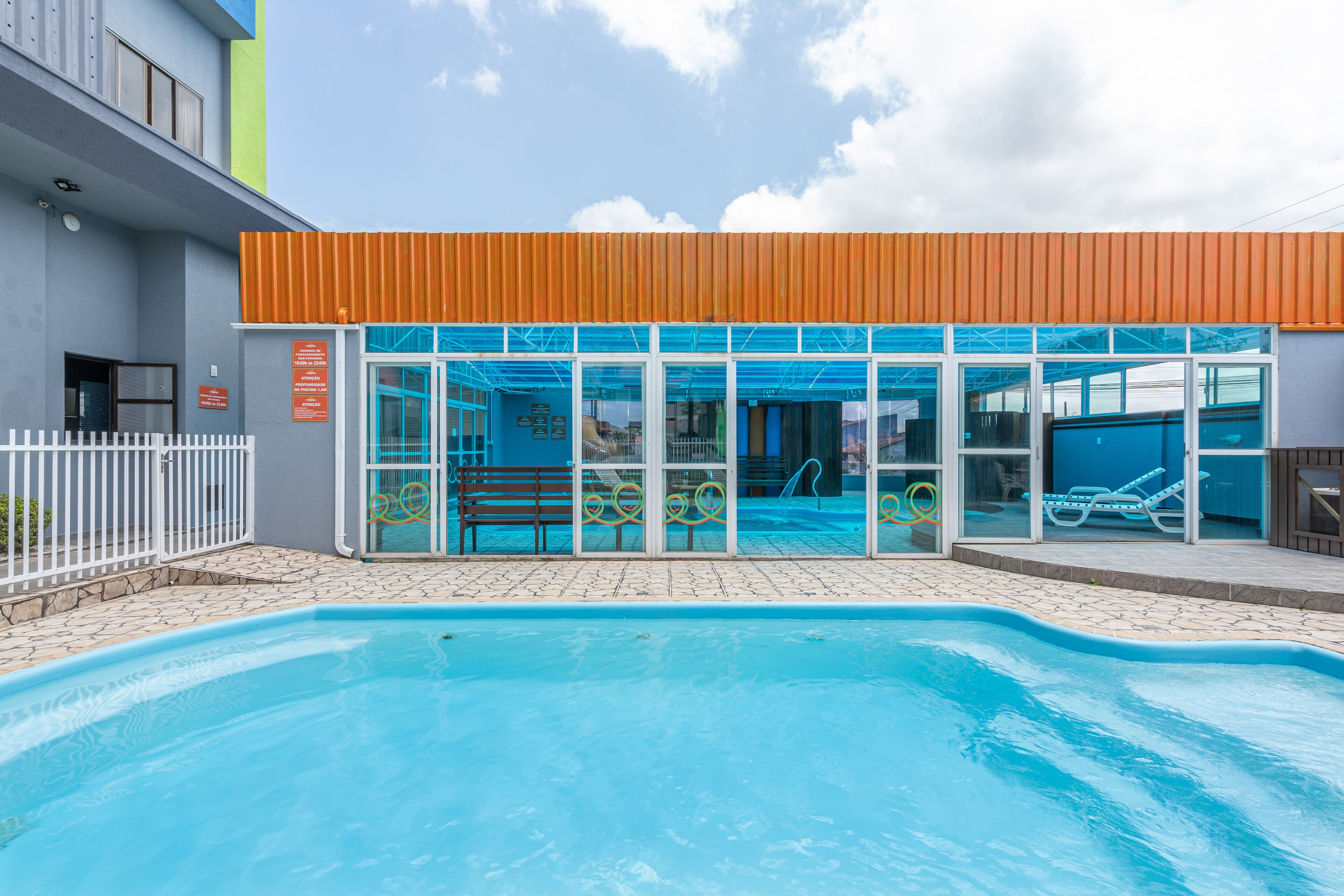 2 indoor pools, open 10:00 am to 10:00 pm, pool loungers