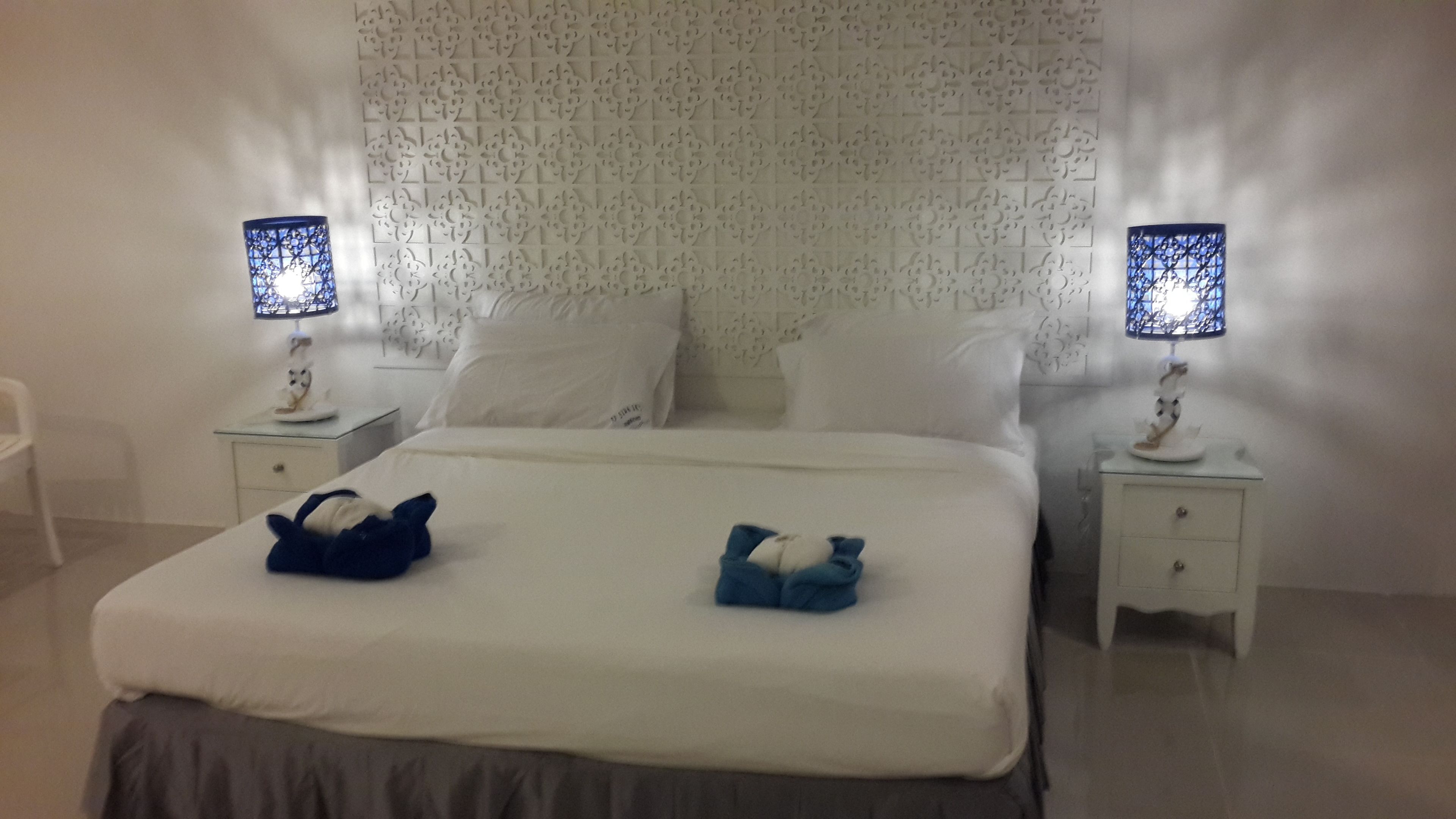 beach front bungalow | in-room safe