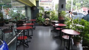 Porch - The Corporate Inn Hotel (Manila)